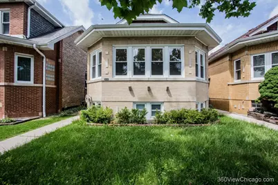 4540 N Menard Avenue, Chicago, IL 60630 - Photo 1