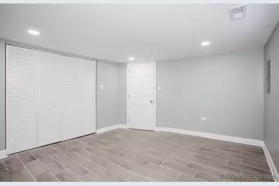 4540 N Menard Avenue, Chicago, IL 60630 - Photo 35