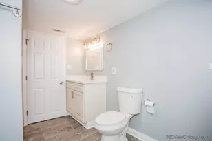 4540 N Menard Ave, Chicago, IL 60630 - Photo 31