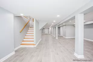 4540 N Menard Ave, Chicago, IL 60630 - Photo 23