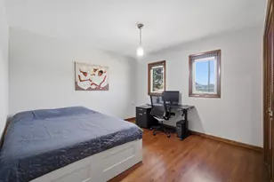 9523 Laramie Ave, Skokie, IL 60077 - Photo 17