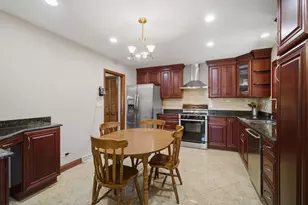 9523 Laramie Ave, Skokie, IL 60077 - Photo 11