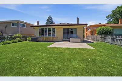 9523 Laramie Avenue, Skokie, IL 60077 - Photo 25