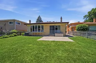 9523 Laramie Ave, Skokie, IL 60077 - Photo 25
