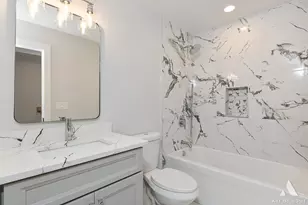 8039 S 85th Ct, Justice, IL 60458 - Photo 13