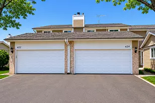 424 Mallard Dr, Deerfield, IL 60015 - Photo 1