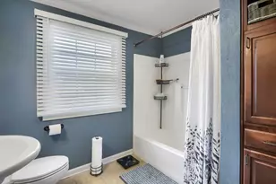 17948 Henry St, Lansing, IL 60438 - Photo 7