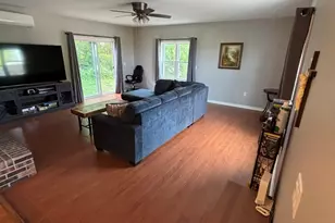 12903 Perry Rd, Dekalb, IL 60115 - Photo 15