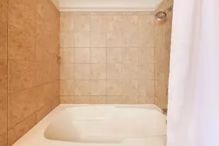 1645 W Ogden Ave, Chicago, IL 60612 - Photo 21