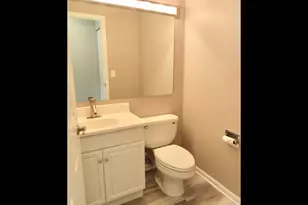 525 Commanche Trail, Wheeling, IL 60090 - Photo 7