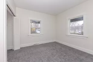 220 W Bennett St, Pontiac, IL 61764 - Photo 9