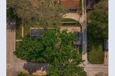 220 W Bennett Street, Pontiac, IL 61764 - Photo 39