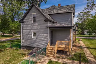 220 W Bennett St, Pontiac, IL 61764 - Photo 35