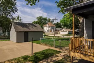 220 W Bennett St, Pontiac, IL 61764 - Photo 43