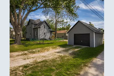 220 W Bennett Street, Pontiac, IL 61764 - Photo 41