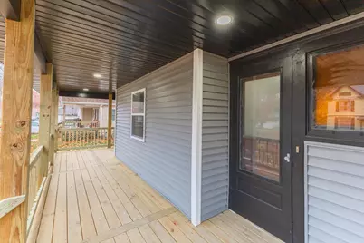 220 W Bennett Street, Pontiac, IL 61764 - Photo 3
