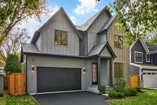 1917 Washington Ave, Wilmette, IL 60091 - Photo 1