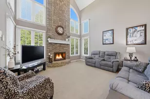 1592 Jeanel Ln, Aurora, IL 60502 - Photo 7