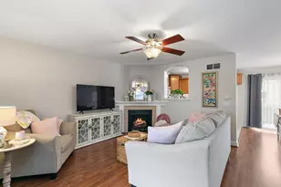 247 Judy Ln, Cortland, IL 60112 - Photo 3