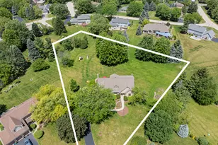 214 Red Bud Cir, Sleepy Hollow, IL 60118 - Photo 69