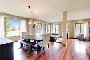 214 Red Bud Cir, Sleepy Hollow, IL 60118 - Photo 11