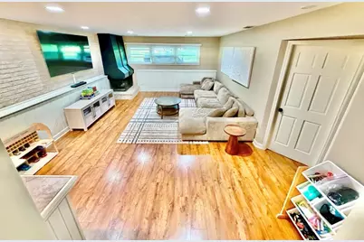 661 N Wren Avenue, Palatine, IL 60067 - Photo 9