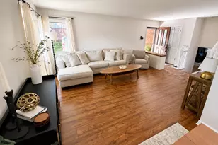 661 N Wren Ave, Palatine, IL 60067 - Photo 5