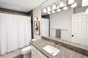 661 N Wren Ave, Palatine, IL 60067 - Photo 13