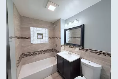 7924 S Peoria Street, Chicago, IL 60620 - Photo 5