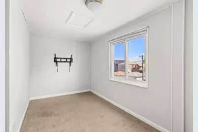 [Address not provided], Elmwood Park, IL 60707 - Photo 37