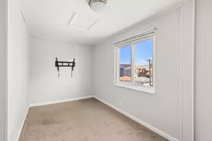 [Address not provided], Elmwood Park, IL 60707 - Photo 37