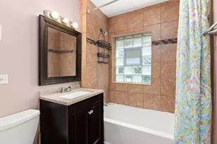 [Address not provided], Elmwood Park, IL 60707 - Photo 9