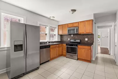 [Address not provided], Elmwood Park, IL 60707 - Photo 31