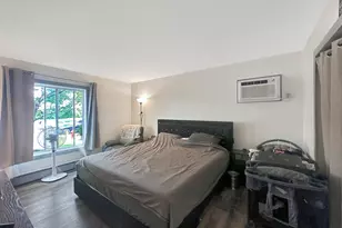 845 Miller Ln, Buffalo Grove, IL 60089 - Photo 9