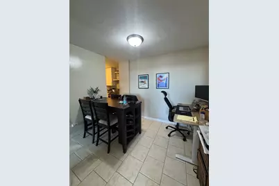 2740 N Pine Grove Avenue #17B, Chicago, IL 60614 - Photo 5