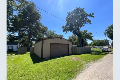 1125 S Maple Street, Centralia, IL 62801 - Photo 17