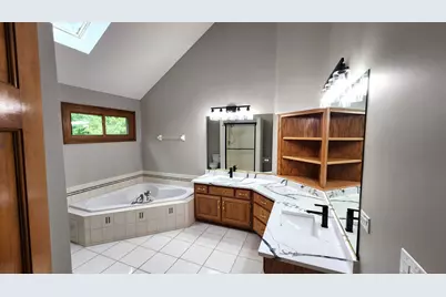3467 Charlemaine Drive, Aurora, IL 60504 - Photo 9