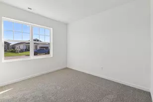 777 Plateau Dr, Pingree Grove, IL 60140 - Photo 5