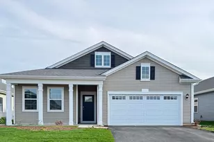 777 Plateau Dr, Pingree Grove, IL 60140 - Photo 1