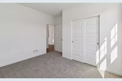 777 Plateau Drive, Pingree Grove, IL 60140 - Photo 7