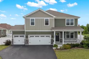 759 Kentshire Cir, Elgin, IL 60124 - Photo 1