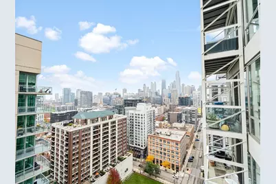 653 N Kingsbury Street #2004, Chicago, IL 60654 - Photo 3