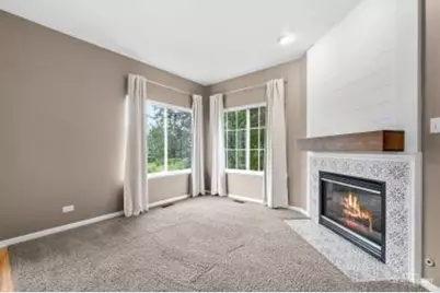 324 Abington Woods Drive #324, Aurora, IL 60502 - Photo 5