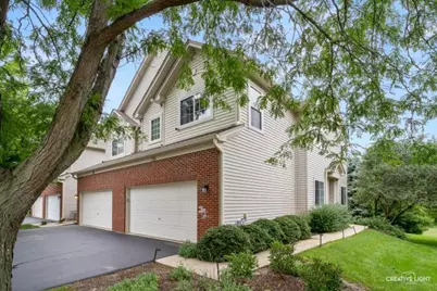 324 Abington Woods Drive #324, Aurora, IL 60502 - Photo 1