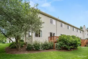 324 Abington Woods Dr, Aurora, IL 60502 - Photo 25