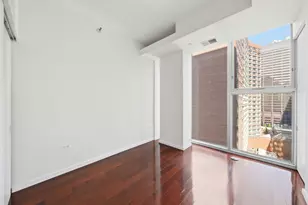550 N St Clair St, Chicago, IL 60611 - Photo 9