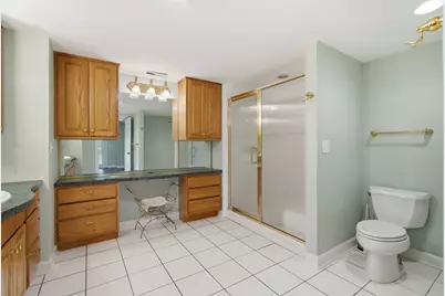 368 Hiawatha Drive, Lake in the Hills, IL 60156 - Photo 27