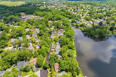 368 Hiawatha Drive, Lake in the Hills, IL 60156 - Photo 37