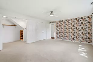 368 Hiawatha Dr, Lake in the Hills, IL 60156 - Photo 25