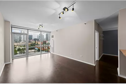 [Address not provided], Chicago, IL 60607 - Photo 5
